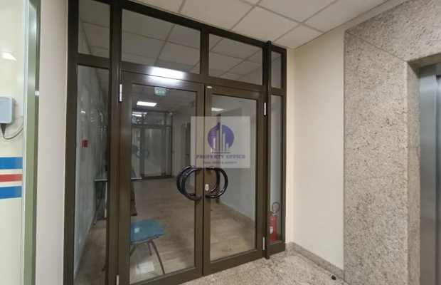 Mokotów: lokal biurowy 38 m2 do wynajęcia