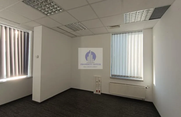 Śródmieście: lokal biurowy 21,61 m2 do wynajęcia
