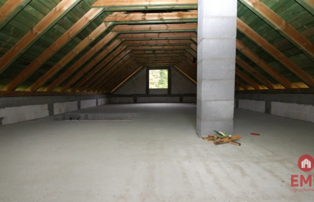 Dom w otoczeniu lasu | działka 2400 m²