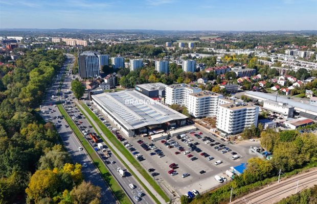 Obiekt handlowy z możl. rozbudowy, działka 250m2