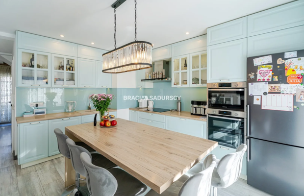 4 pokoje | 91,6 m² | Ogródek | 2 miejsca postojowe