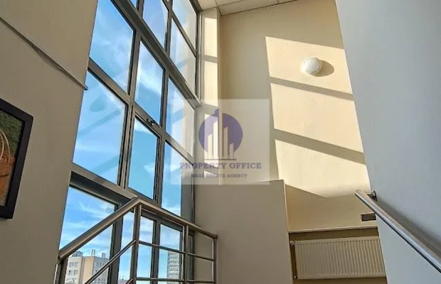 Mokotów: lokal biurowy 85 m2 do wynajęcia