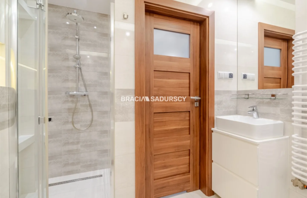 2 POKOJE | 52 m² | BALKON | OSOBNA KUCHNIA |