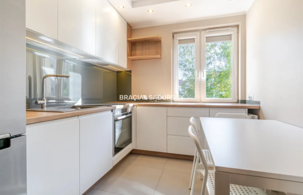 2 POKOJE | 52 m² | BALKON | OSOBNA KUCHNIA |