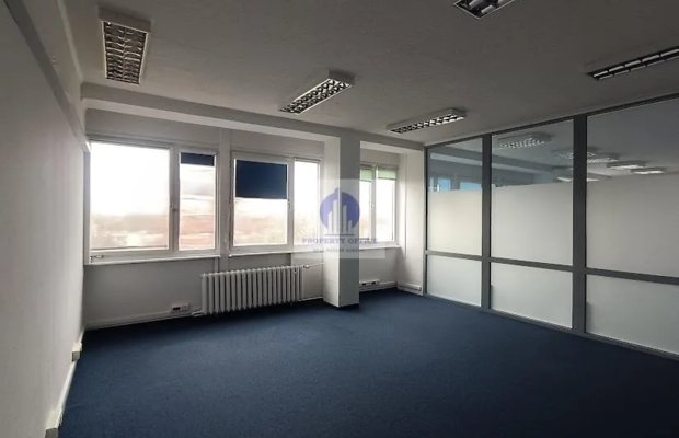 Praga Południe: lokal biurowy 59,40 m2 do wynajęcia