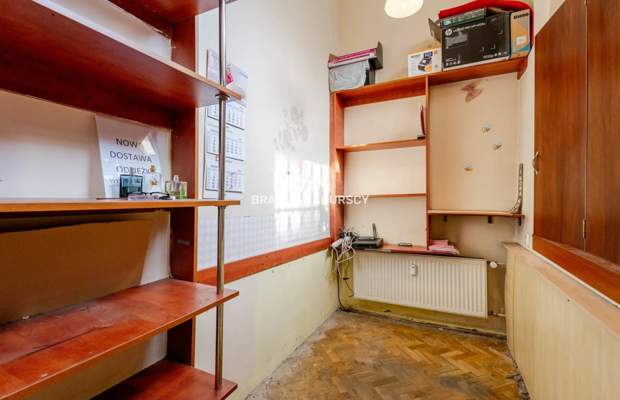 Lokal usługowo-handlowy ok. 150m2 – duża witryna