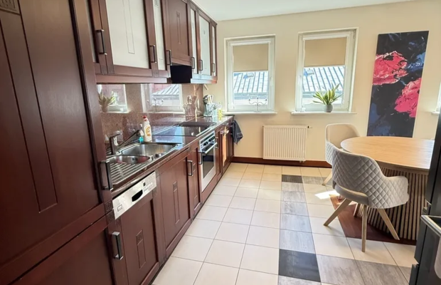 Mieszkanie 101, 16 m², 3 pokoje, garaż, recepcja