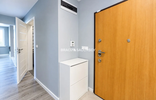 3-pokojowe mieszkanie z balkonem | Żabiniec 