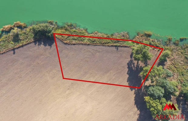 DZIAŁKA NAD JEZIOREM – 3540 m² – CHOCEŃ