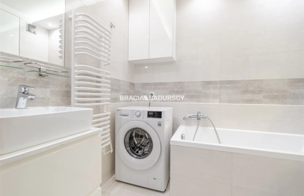 2 POKOJE | 52 m² | BALKON | OSOBNA KUCHNIA |