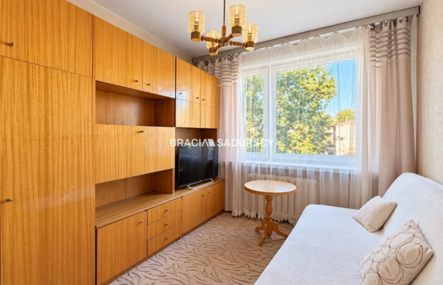 3 pokoje, 56 m², balkon, osobna kuchnia