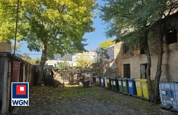 Mieszkanie, 2 pokoje, I piętro, zadbana kamienica, sprzedam, 299 000.  
  
Na sprzedaż przestronne, bardzo funkcjonalne mieszka