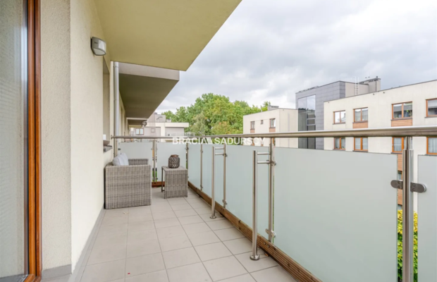 3pokojowe mieszkanie z balkonem, garażem i ochroną