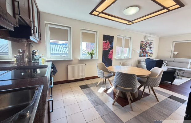 Mieszkanie 101, 16 m², 3 pokoje, garaż, recepcja