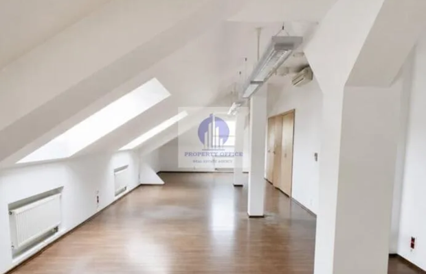 Mokotów: lokal biurowy 148,01 m2 do wynajęcia