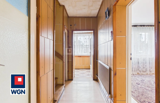 Nowe Miasteczko, dom, 6 pokoi, 190 m2, sprzedam, 650 000 zł.  
  
Na sprzedaż wolnostojący dom o powierzchni ok. 190 m2, położo