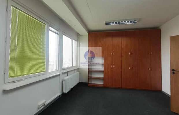 Praga Południe:lokal biurowy 21,60m2 do wynajęcia