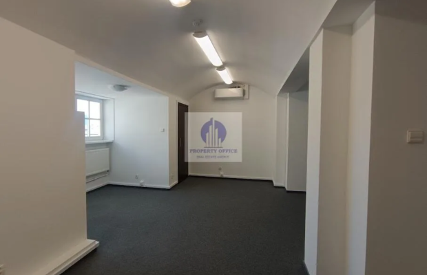 Śródmieście: lokal biurowy 30,17m2 do wynajęcia