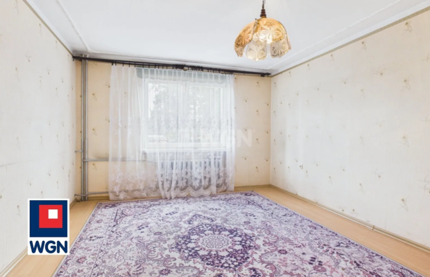 Nowe Miasteczko, dom, 6 pokoi, 190 m2, sprzedam, 650 000 zł.  
  
Na sprzedaż wolnostojący dom o powierzchni ok. 190 m2, położo