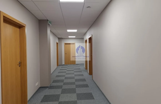 Włochy: lokal biurowy 102,25m2 do wynajęcia