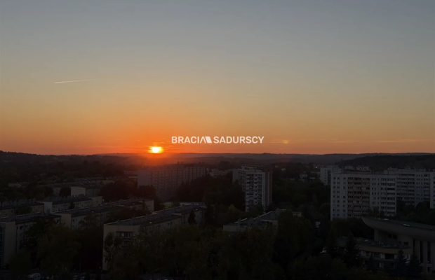 Bronowice Salwator Tower 13 piętro widok balkon
