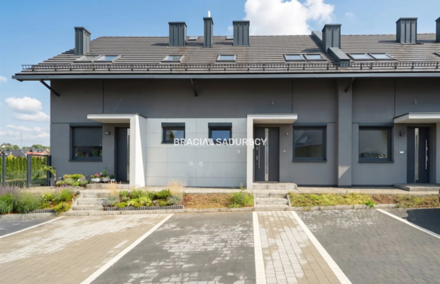 Nowoczesny dom | Ogródek | 2 miejsca postojowe
