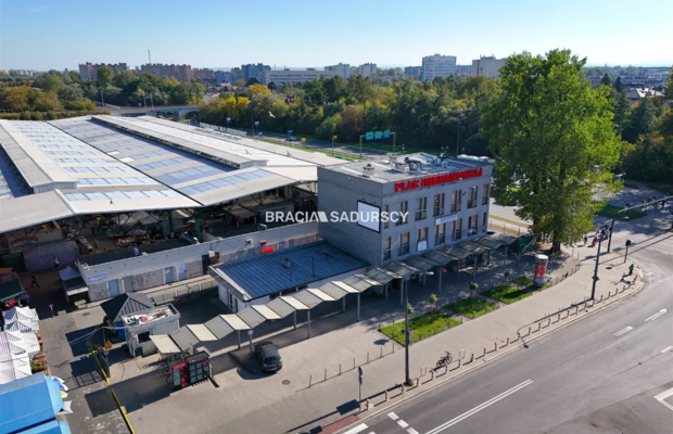 Obiekt handlowy z możl. rozbudowy, działka 250m2