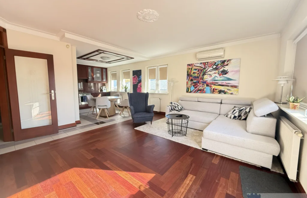 Mieszkanie 101, 16 m², 3 pokoje, garaż, recepcja