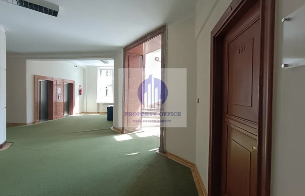 Śródmieście: lokal biurowy 14,92 m2 do wynajęcia