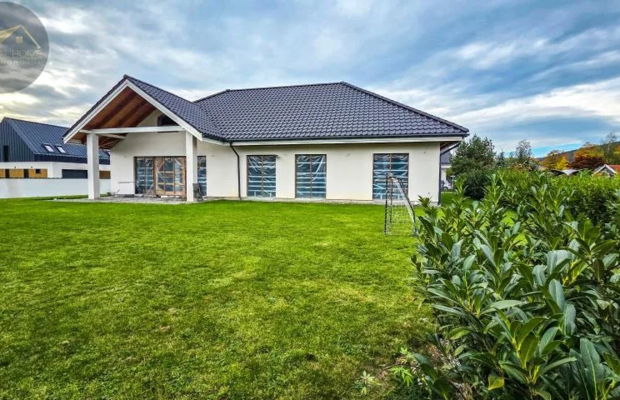 Przestronny dom 349 m² | 5 min od Świdnicy