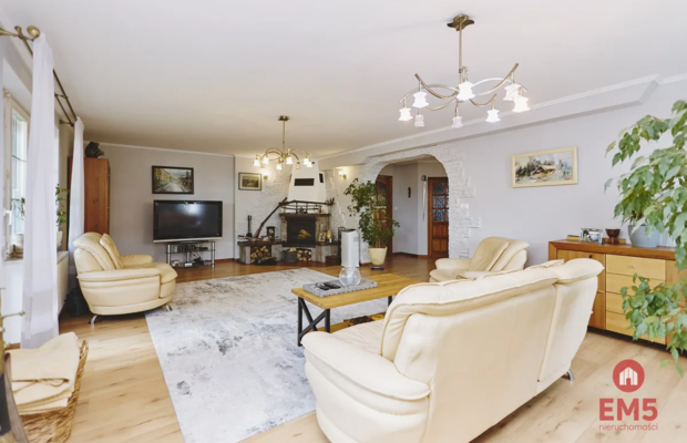 Dom 247 m², 9 pokoi, garaż i sauna – Suwałki