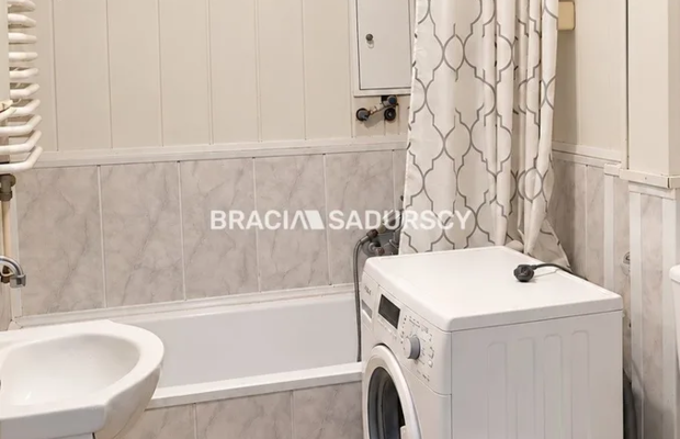 Mieszkanie 42 m² | 1 pokój | balkon | piwnica 10 m² | Skawina, ul. Jana Kilińskiego  
 

 Do wynajęcia mieszkanie o powierzchni
