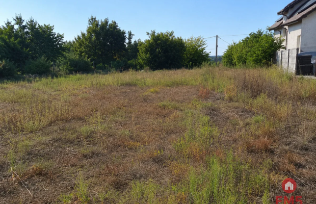 Działka budowlana 1534m2 z WZ