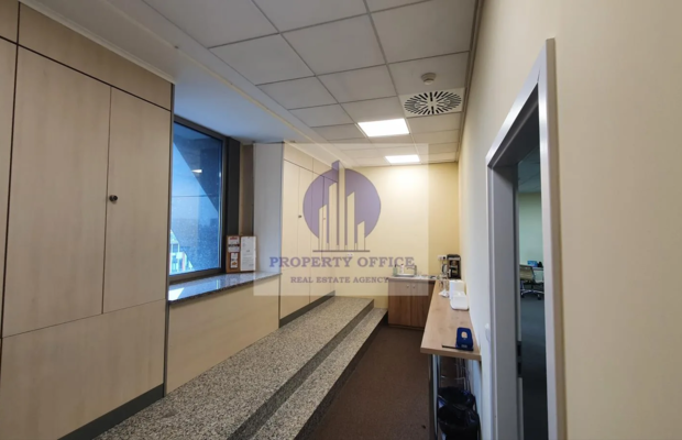 Mokotów: lokal biurowy 242m2 do wynajęcia