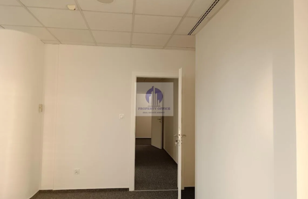 Śródmieście: lokal biurowy 72,74 m2 na wynajem