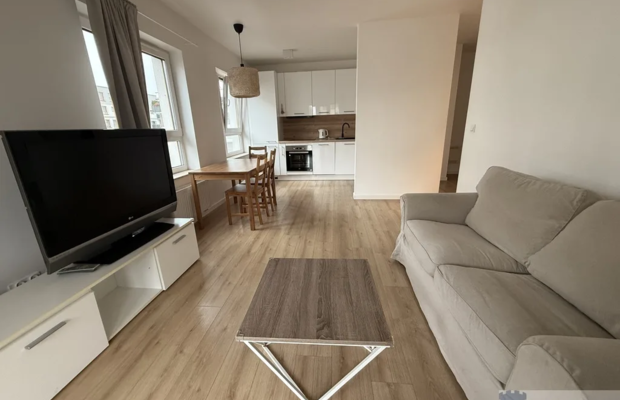 Mieszkanie 42 m², 2 pokoje, winda, komórka