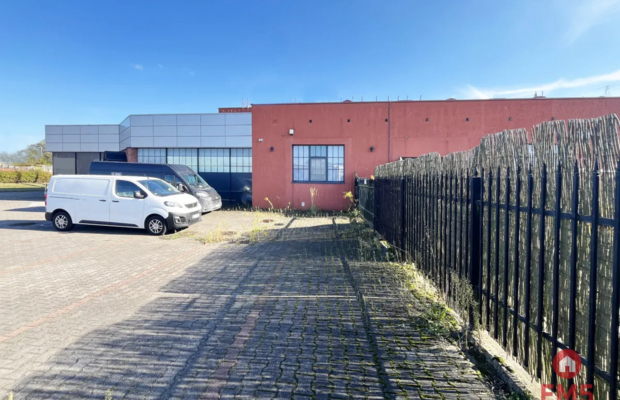 Budynek 800 m2  handel-usługi-produkcja