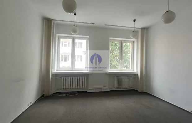 Mokotów: lokal biurowy 27,50 m2 do wynajęcia