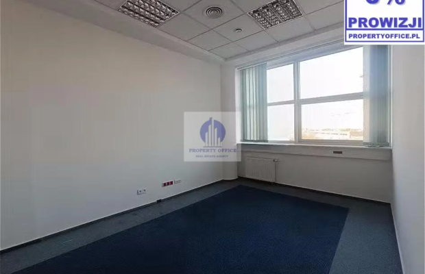 Praga Południe: lokal biurowy 22,80 m2 do wynajęcia