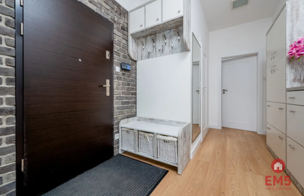 Apartament premium z kinem domowym – Młynowa