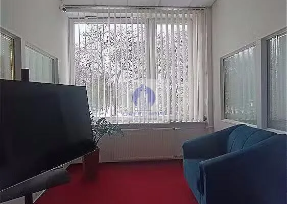 Mokotów: lokal biurowy 84 m2 do wynajęcia