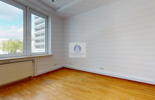Mokotów: lokal biurowy 121m2 do wynajęcia