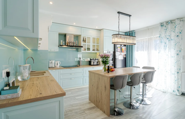 4 pokoje | 91,6 m² | Ogródek | 2 miejsca postojowe