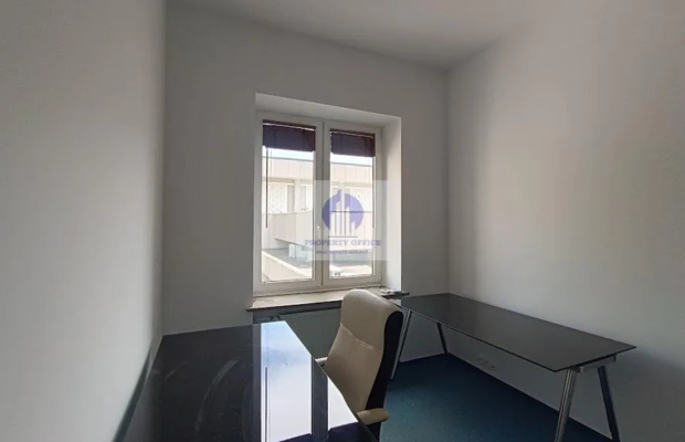 Mokotów: lokal biurowy 32,96m2 do wynajęcia