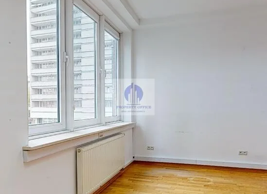 Mokotów: lokal biurowy 132m2 do wynajęcia
