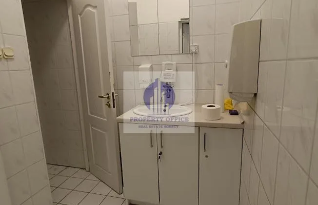 Ochota: lokal biurowy 130m2 do wynajęcia
