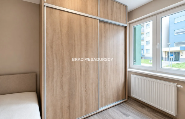 2 POK| DUŻY BALKON|MIEJSCE POSTOJOWE|UL.NIEBYŁA