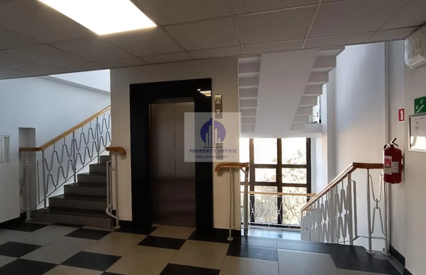 Śródmieście: lokal biurowy 18 m2 do wynajęcia