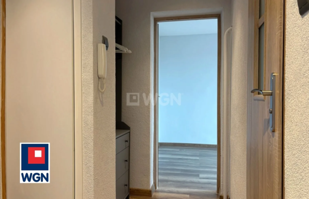 Nowa Sól, mieszkanie 2 pokoje, 36 m2, wynajmę, odstępne 1 500 zł.  
  
MIESZKANIE DOSTĘPNE NA POCZĄTKU PAŹDZIERNIKA.  
  
Oferu