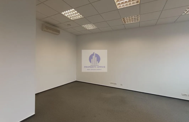 Włochy: lokal biurowy 102,25m2 do wynajęcia